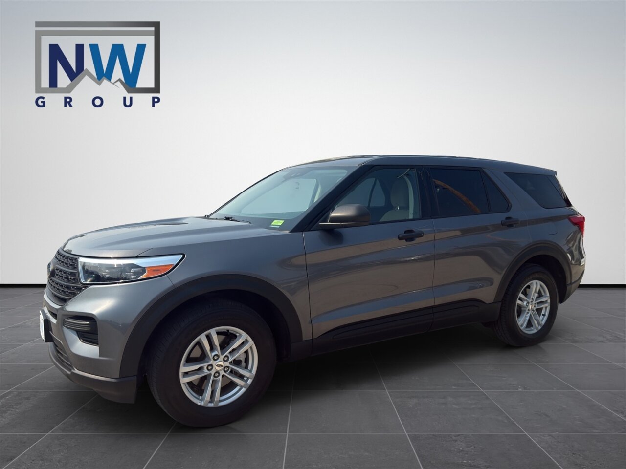 2022 Ford Explorer  1 Owner. Amazing SUV. 3 rows of Seating, Clean Title / Clean Carfax! - Photo 4 - Post Falls, ID 83854