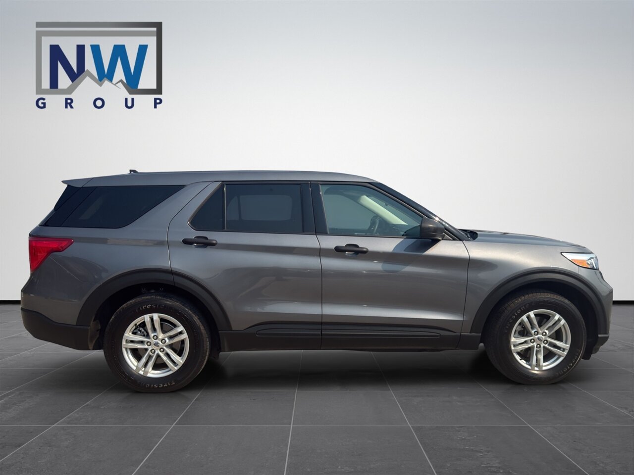 2022 Ford Explorer  1 Owner. Amazing SUV. 3 rows of Seating, Clean Title / Clean Carfax! - Photo 9 - Post Falls, ID 83854