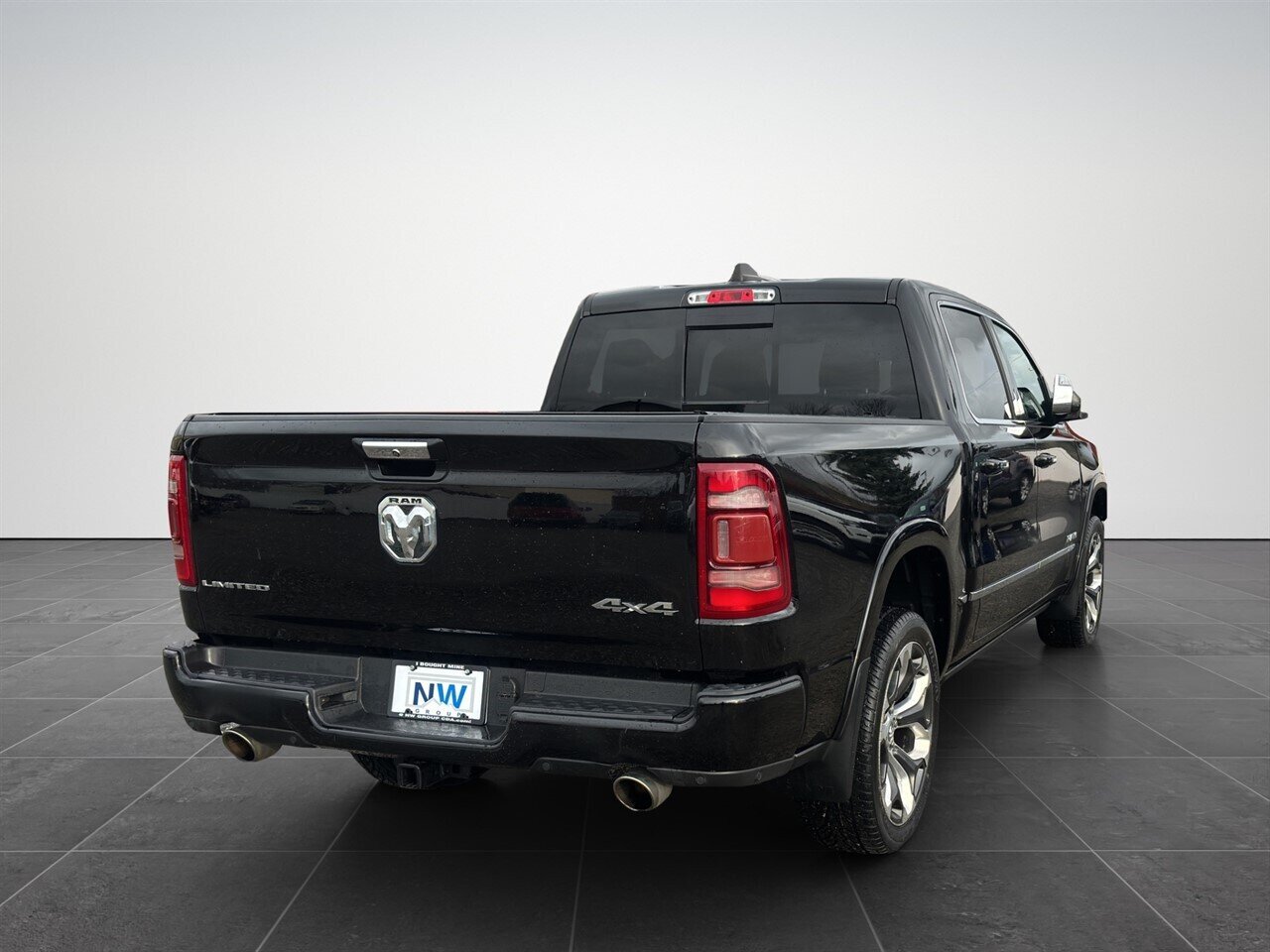 2019 RAM 1500 Limited New Tires, Great Shape, Smooth Running Truck, Air Suspension! - Photo 4 - Post Falls, ID 83854