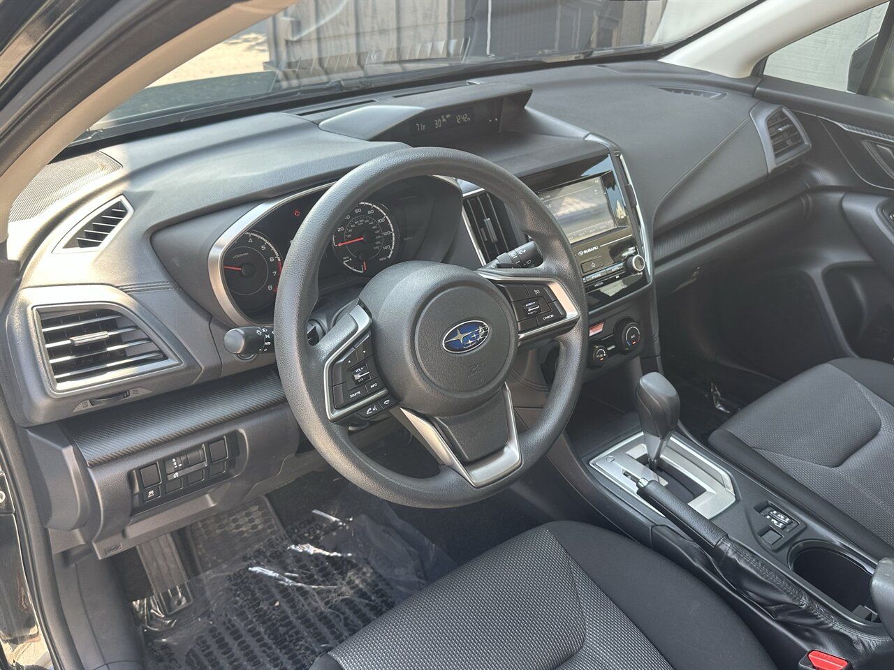 2018 Subaru Impreza Premium. Clean Title, ONLY 56k miles, Freshly Serviced! - Photo 8 - Post Falls, ID 83854