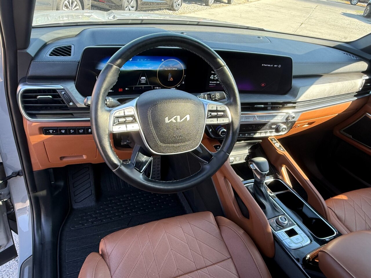 2023 Kia Telluride SX X-Pro 3 Rows of Seating, AWD, Fully Loaded! Great SUV! - Photo 10 - Post Falls, ID 83854