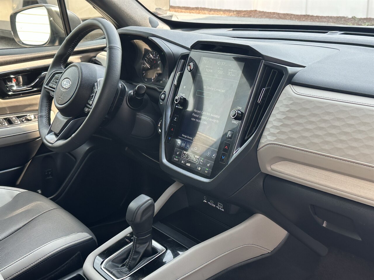 2025 Subaru Forester Limited 14k miles, AWD, Leather, Panoramic Sunroof, All the Bells and Whistles! - Photo 7 - Post Falls, ID 83854