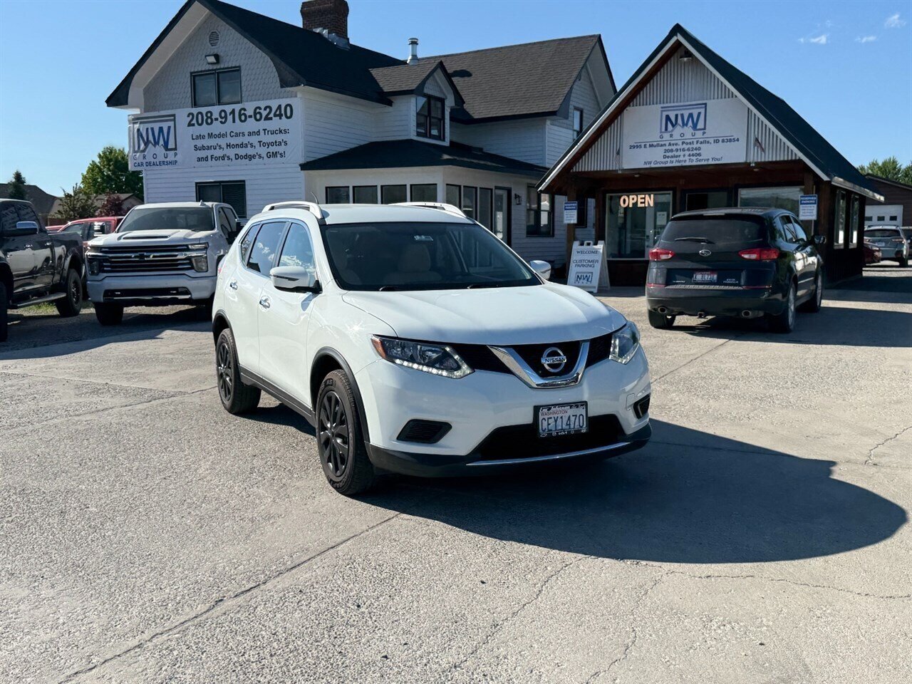 2016 Nissan Rogue S.  63k miles, Just serviced, Very Nice car! - Photo 2 - Post Falls, ID 83854