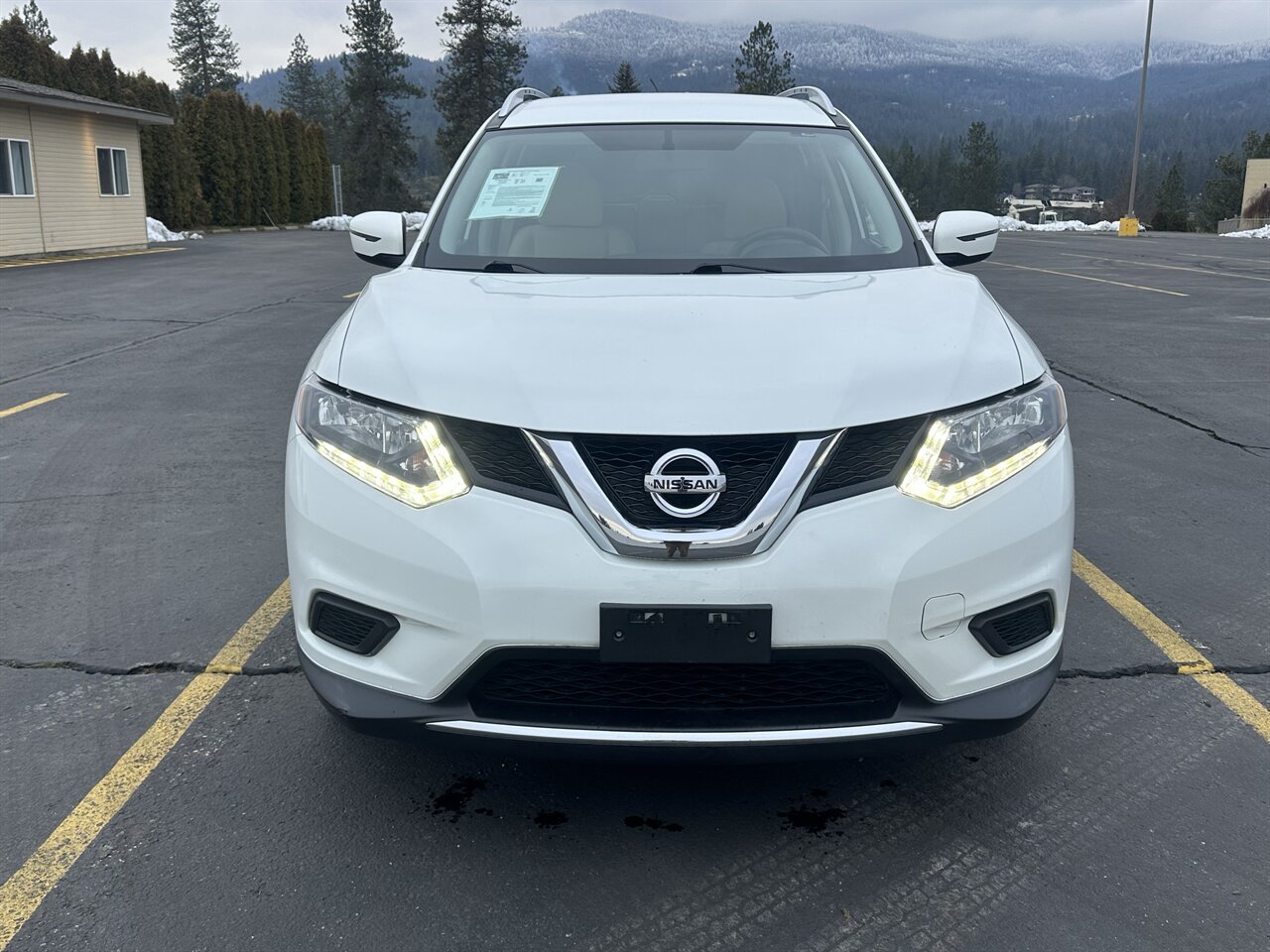 2016 Nissan Rogue S 63k miles, Just serviced, Very Nice car! - Photo 2 - Post Falls, ID 83854