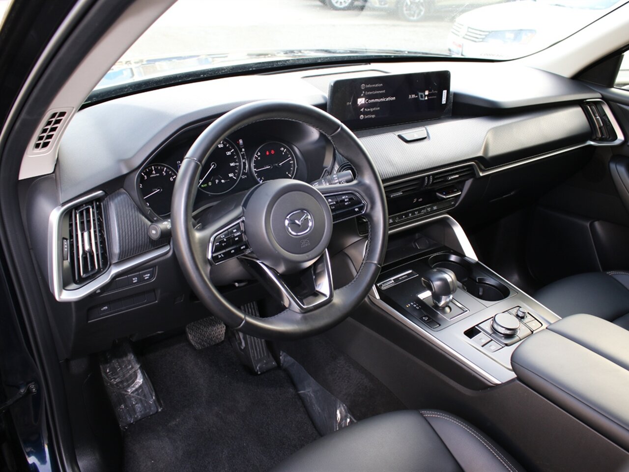 2024 Mazda CX-90 3.3 Turbo Select. 3 rows of seats, 4k miles! *****JD Power current value is $28,950 minus $4,050 in SAVINGS! = $24,900 OUR AMAZING LOW PRICE!**** - Photo 10 - Post Falls, ID 83854