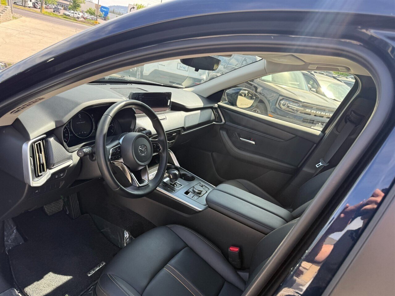 2024 Mazda CX-90 3.3 Turbo Select 3 rows of seats, 4k miles, Nice SUV! - Photo 6 - Post Falls, ID 83854