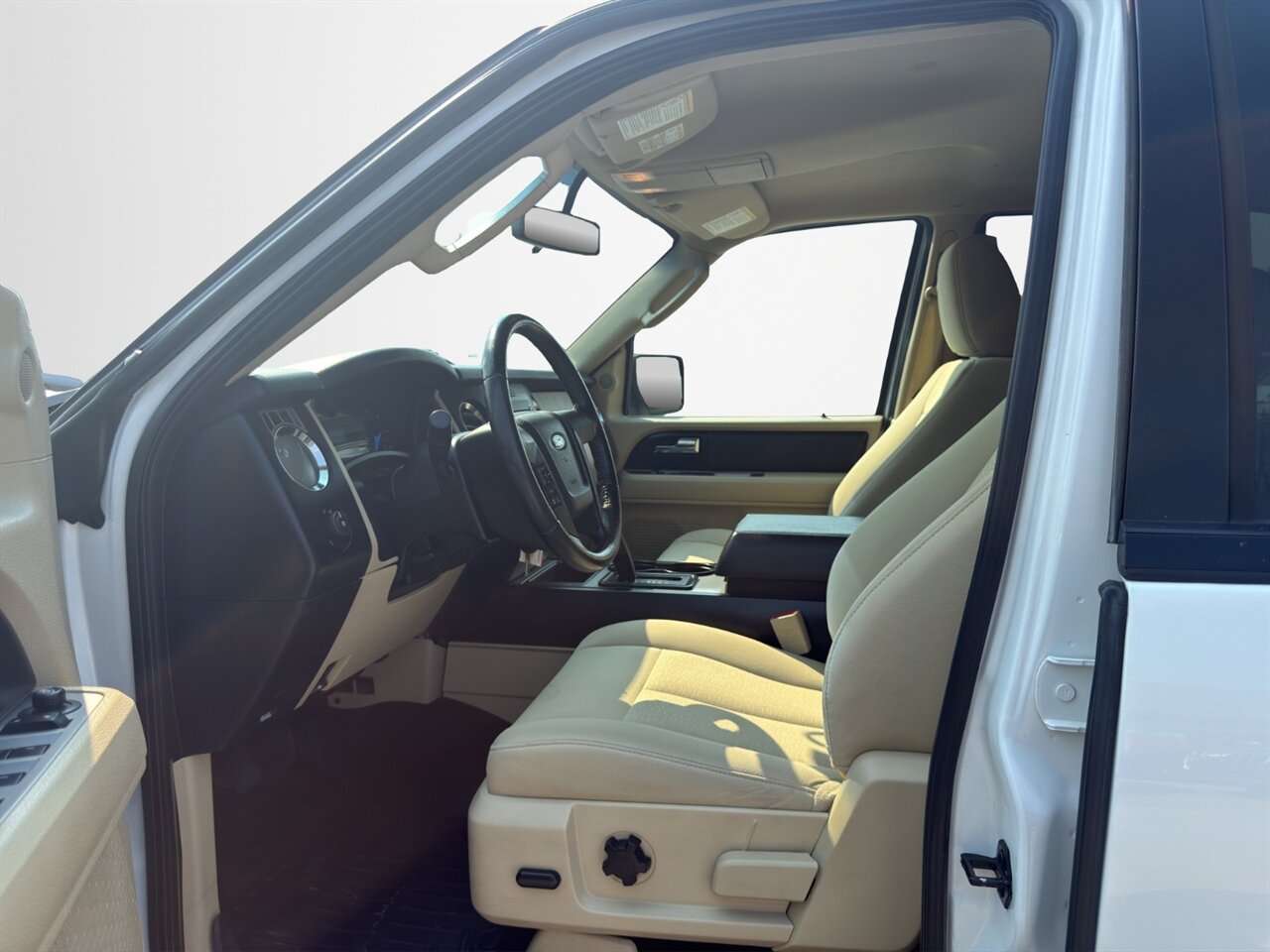 2015 Ford Expedition XL Fleet. Drives Amazing, Very Well Upkept, Low miles! - Photo 9 - Post Falls, ID 83854