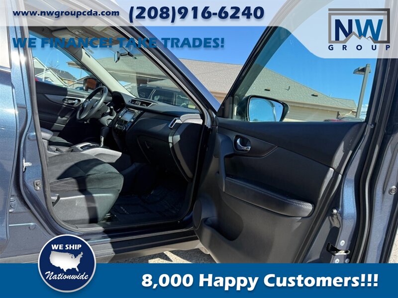 2016 Nissan Rogue SV  AWD – Only 38,537 Miles! Immaculate Condition - Photo 32 - Post Falls, ID 83854
