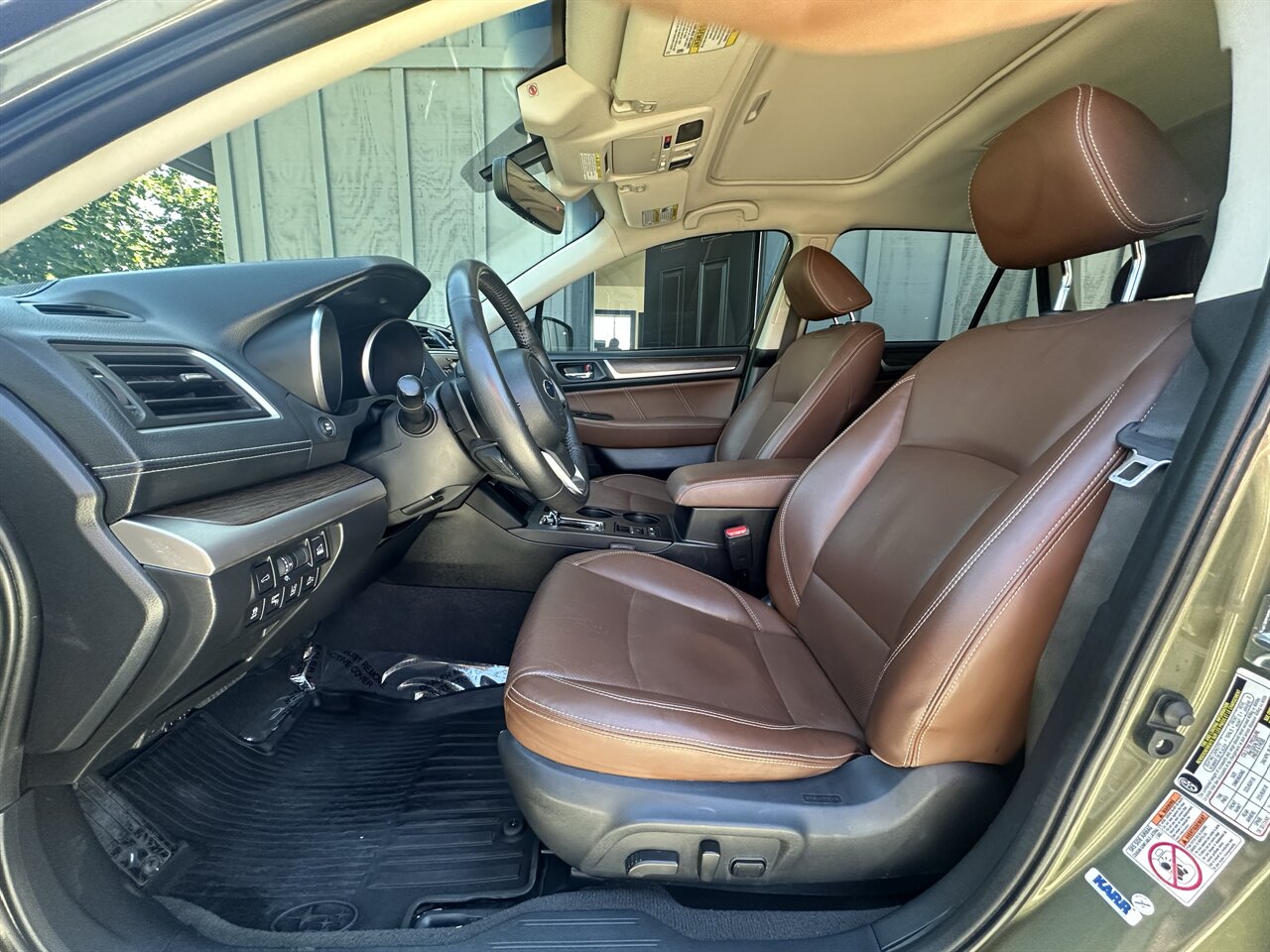 2019 Subaru Outback 2.5i Touring. Super Subaru! Great Shape! 25 Service Records According to Carfax! - Photo 4 - Post Falls, ID 83854