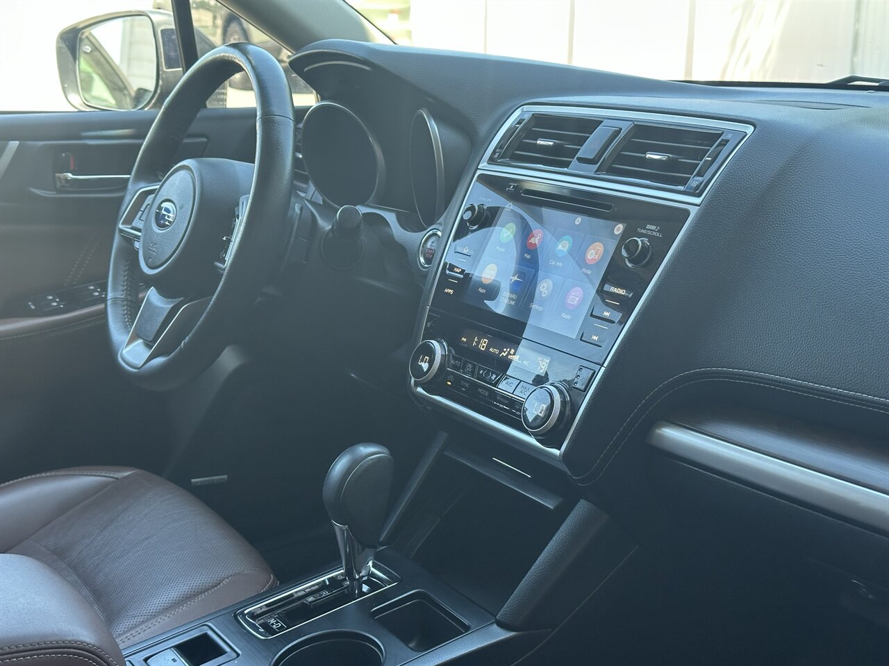 2019 Subaru Outback 2.5i Touring. Super Subaru! Great Shape! 25 Service Records According to Carfax! - Photo 5 - Post Falls, ID 83854
