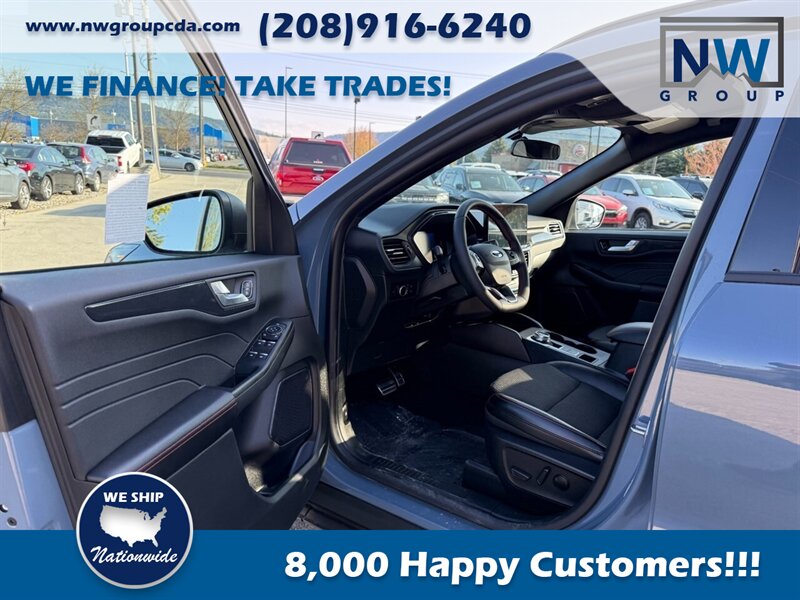 2024 Ford Escape ST-Line.  AWD. Low Miles, Beautiful Shape. Fully Inspected! - Photo 5 - Post Falls, ID 83854