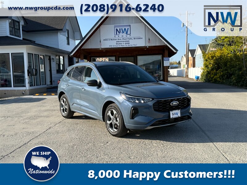 2024 Ford Escape ST-Line.  AWD. Low Miles, Beautiful Shape. Fully Inspected!