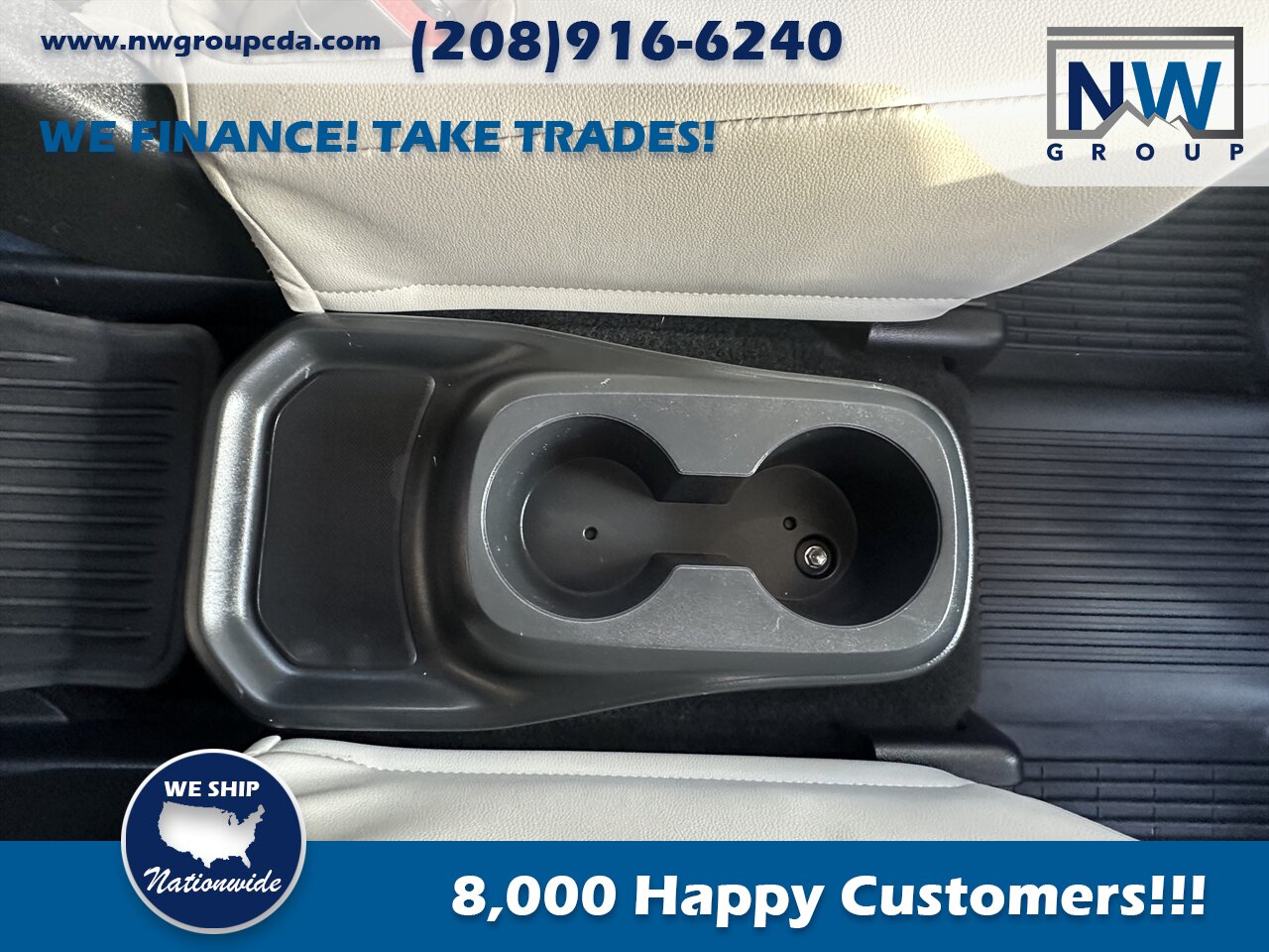 2024 Toyota Grand Highlander XLE  Factory Warranty! Freshly Detailed! AWD! - Photo 29 - Post Falls, ID 83854