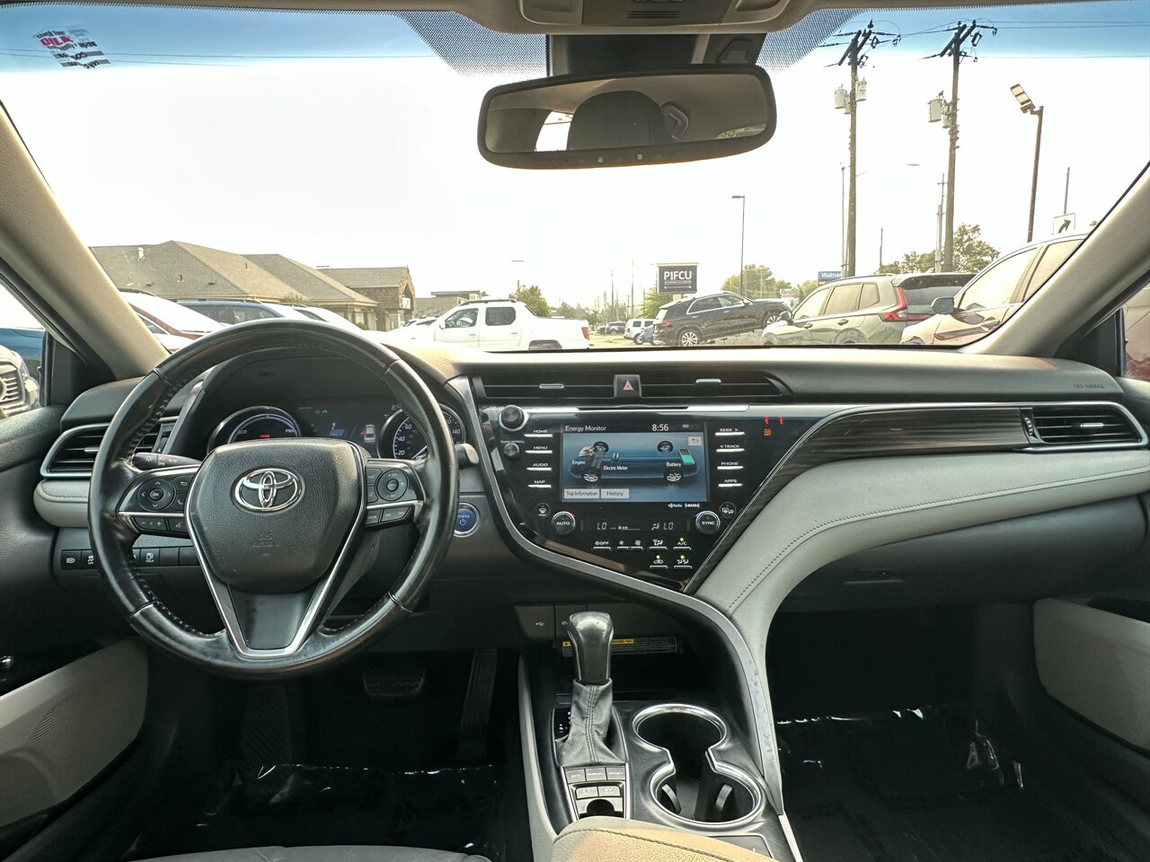 2020 Toyota Camry Hybrid XLE - Photo 7 - Post Falls, ID 83854