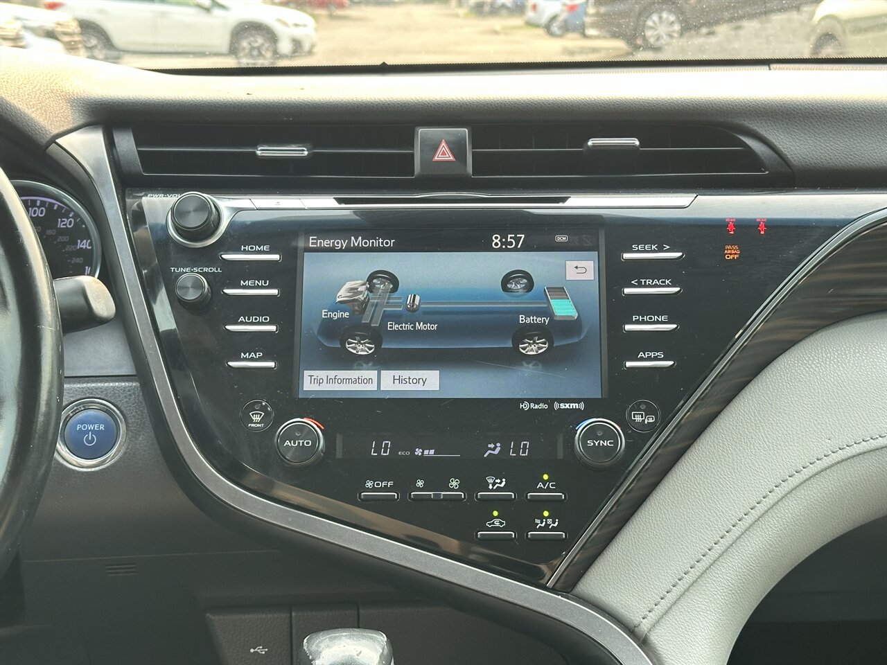 2020 Toyota Camry Hybrid XLE - Photo 8 - Post Falls, ID 83854