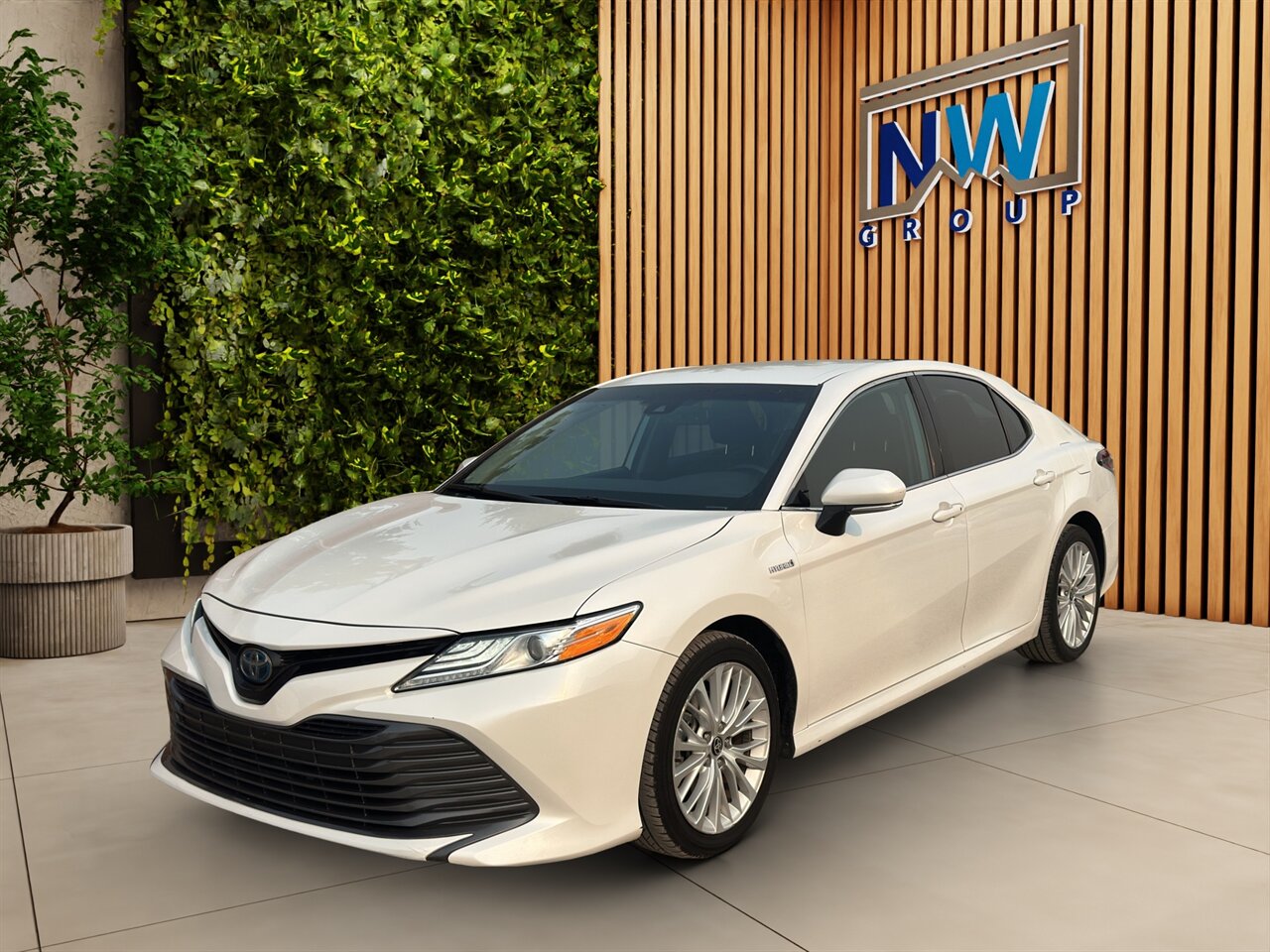 2020 Toyota Camry Hybrid XLE - Photo 3 - Post Falls, ID 83854