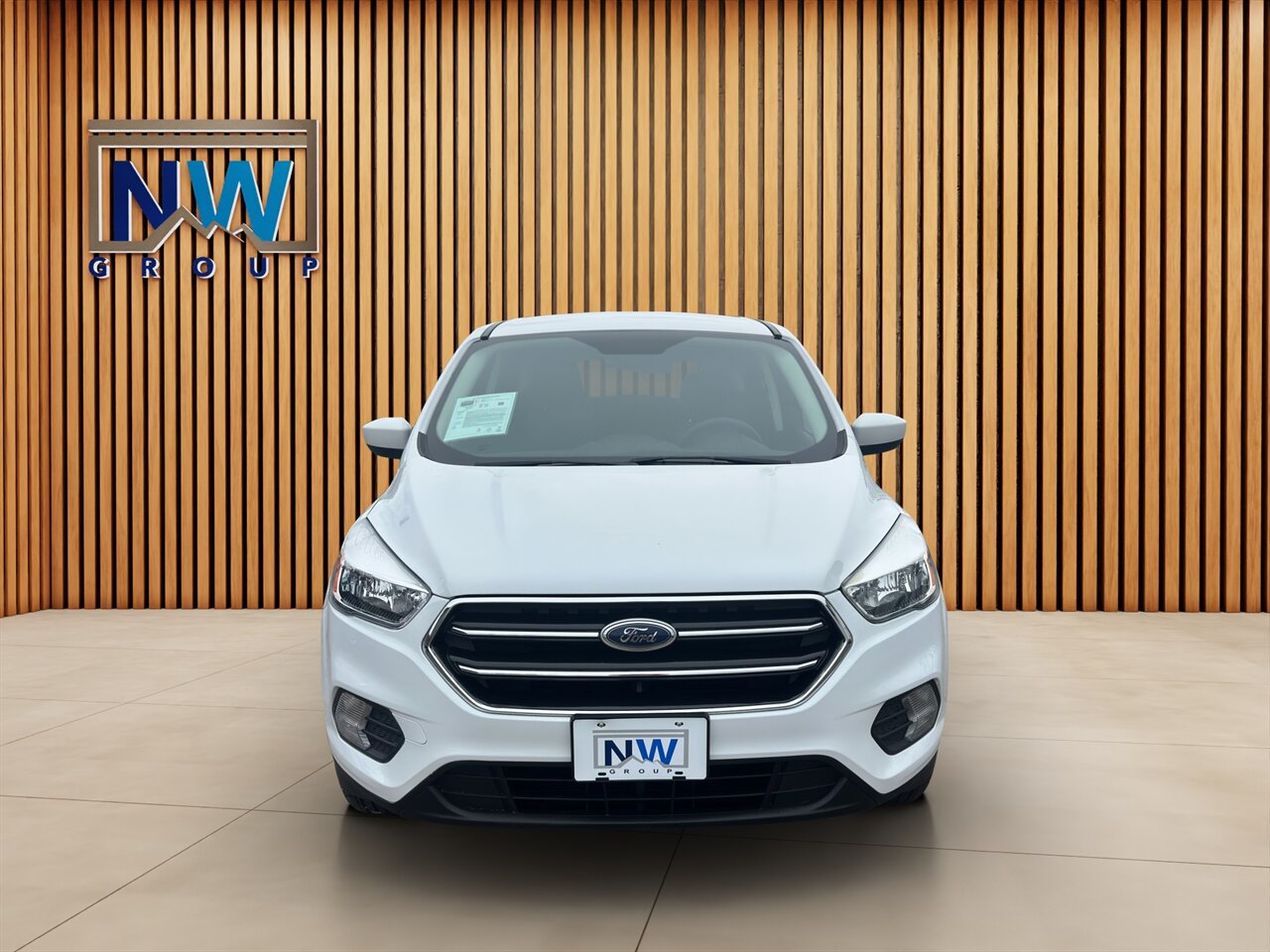 2017 Ford Escape SE New Tires! 46k miles, AWD, Very Good Shape! - Photo 2 - Post Falls, ID 83854