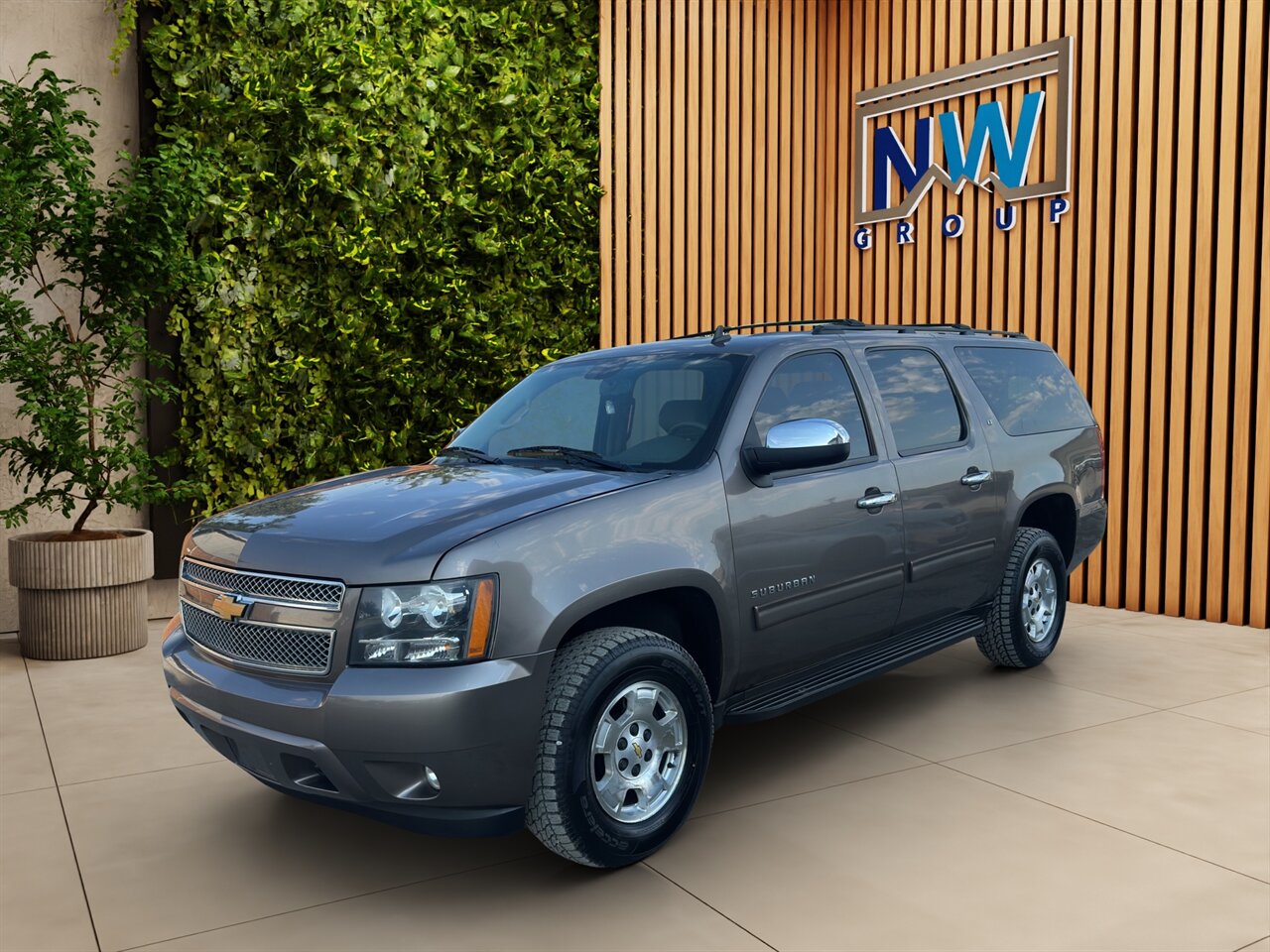 2012 Chevrolet Suburban LT - Photo 3 - Post Falls, ID 83854