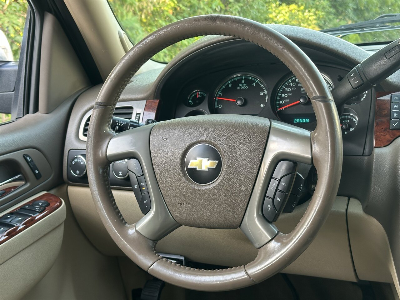 2012 Chevrolet Suburban LT - Photo 8 - Post Falls, ID 83854