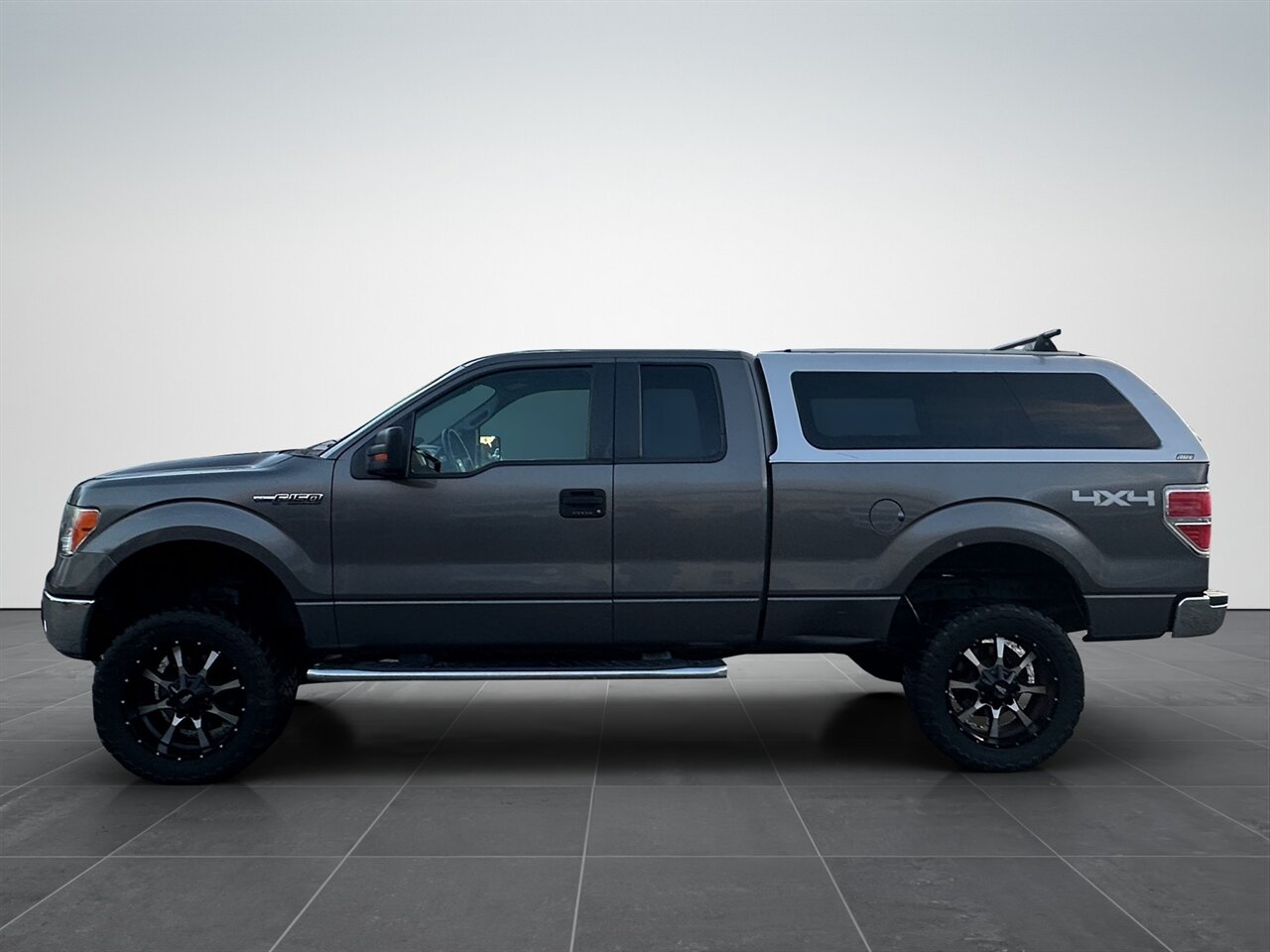 2013 Ford F-150 XLT. Canopy, 105k miles, Nice Pickup! - Photo 7 - Post Falls, ID 83854