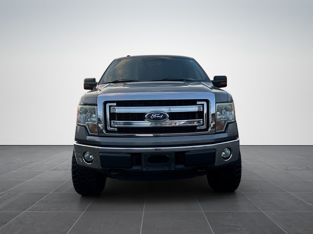 2013 Ford F-150 XLT. Canopy, 105k miles, Nice Pickup! - Photo 9 - Post Falls, ID 83854
