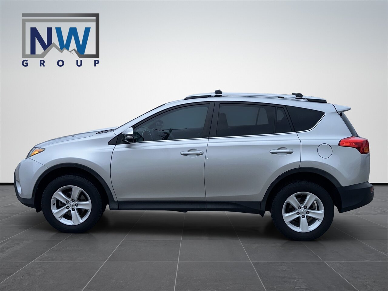 2013 Toyota RAV4 XLE Compact SUV Delivering Reliability, Ample Space, Comfort, and Efficiency. - Photo 4 - Post Falls, ID 83854