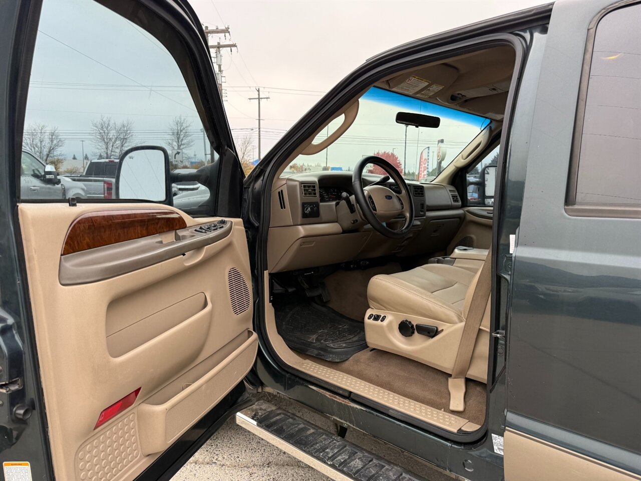 2004 Ford F-250 Super Duty Lariat 4d  TURBO-DIESEL. $5k Service Done at 182k miles. - Photo 6 - Post Falls, ID 83854