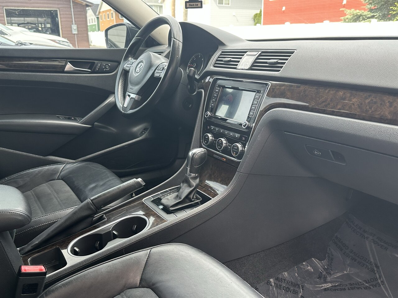 2014 Volkswagen Passat 2.0L TDI SEL Premium - Photo 8 - Post Falls, ID 83854