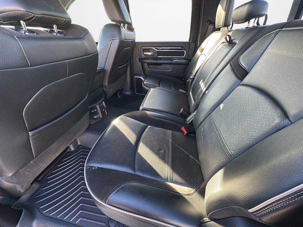 2022 RAM 2500 Laramie Powerful heavy-duty luxury pickup, Refined Strength with Towing Dominance! - Photo 10 - Post Falls, ID 83854