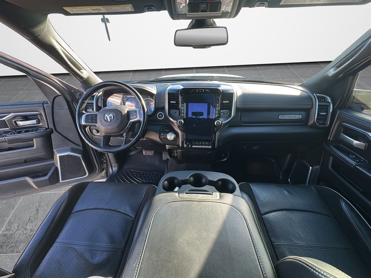 2022 RAM 2500 Laramie Powerful heavy-duty luxury pickup, Refined Strength with Towing Dominance! - Photo 8 - Post Falls, ID 83854