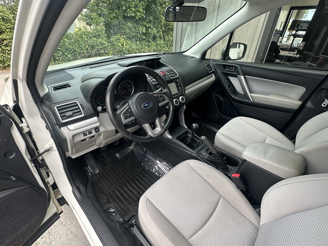 2017 Subaru Forester 2.5i - Photo 5 - Post Falls, ID 83854