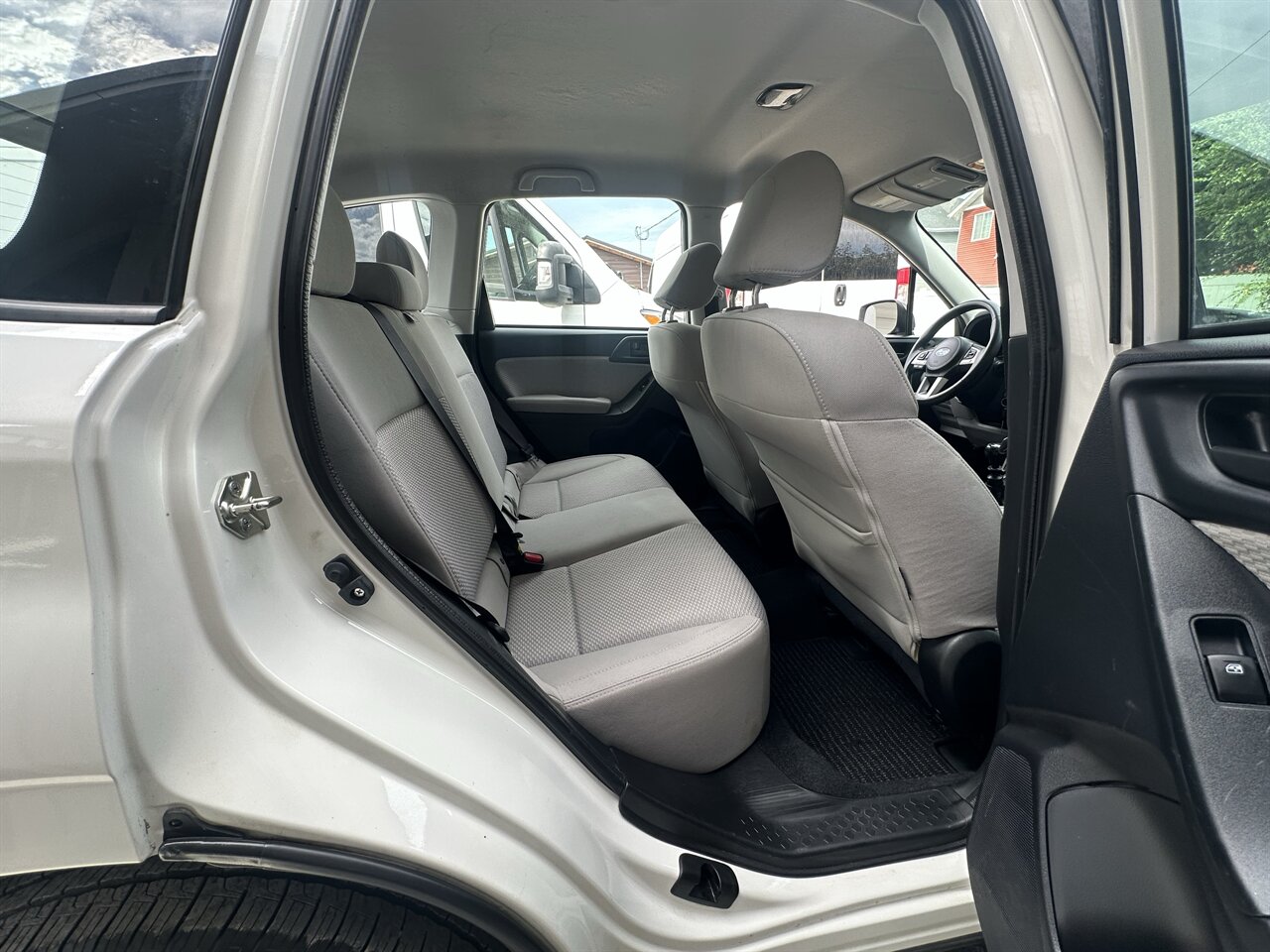 2017 Subaru Forester 2.5i - Photo 9 - Post Falls, ID 83854