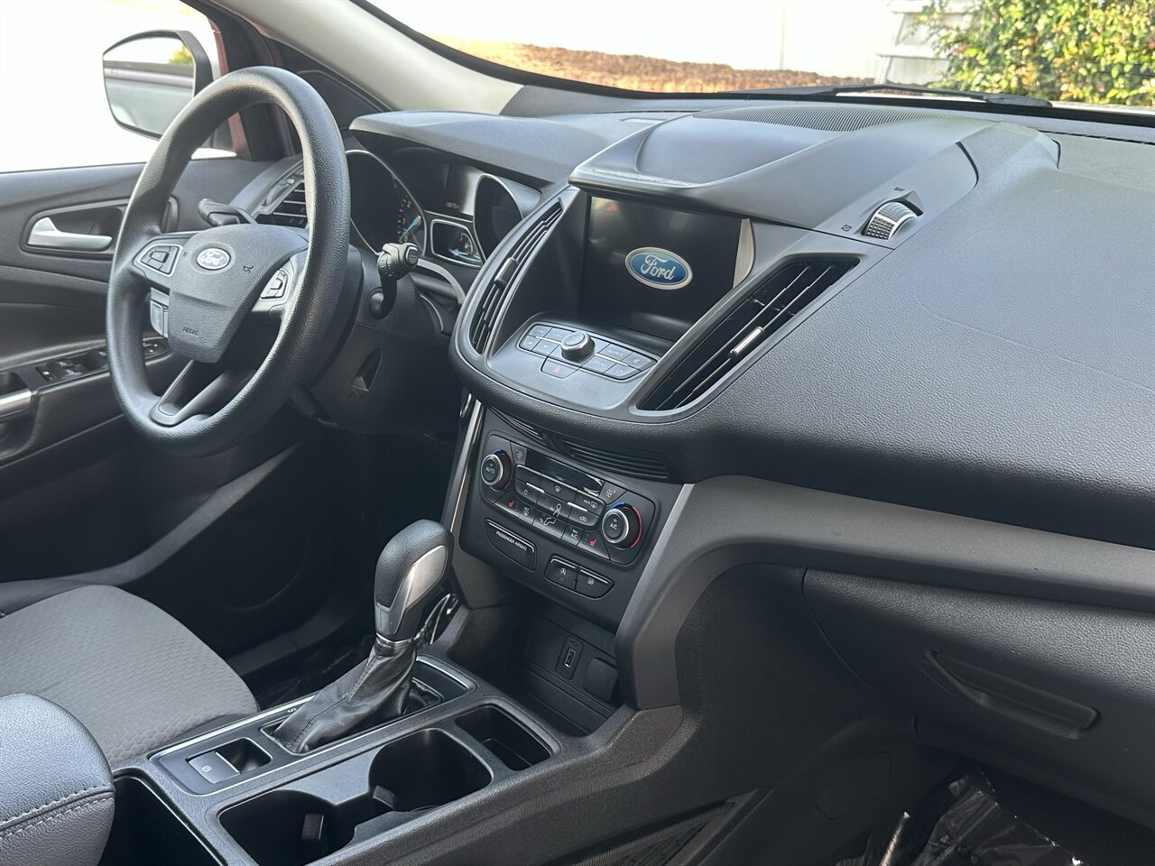 2019 Ford Escape SE - Photo 7 - Post Falls, ID 83854