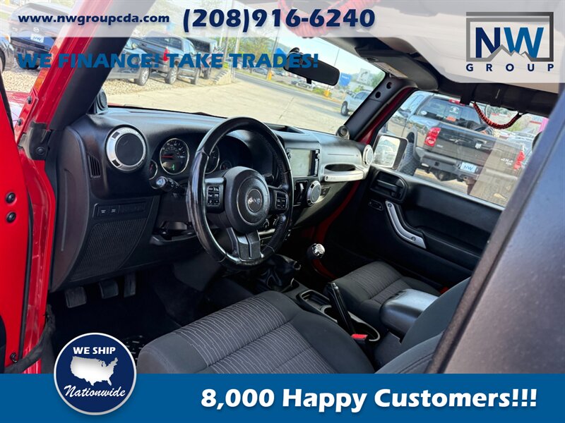 2012 Jeep Wrangler Rubicon  ,Clean Title, Low Miles, Manual!!! - Photo 8 - Post Falls, ID 83854