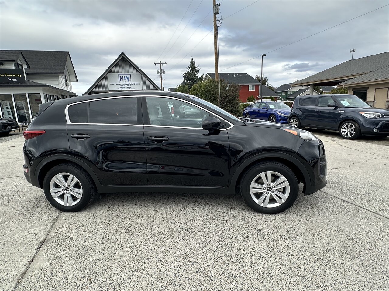 2019 Kia Sportage LX.  Comfortable SUV, Safe, Reliable - Photo 4 - Post Falls, ID 83854