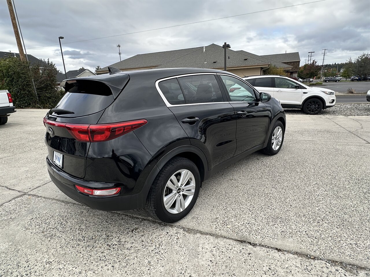 2019 Kia Sportage LX.  Comfortable SUV, Safe, Reliable - Photo 5 - Post Falls, ID 83854