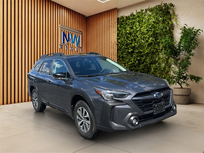 2023 Subaru Outback Premium's photo