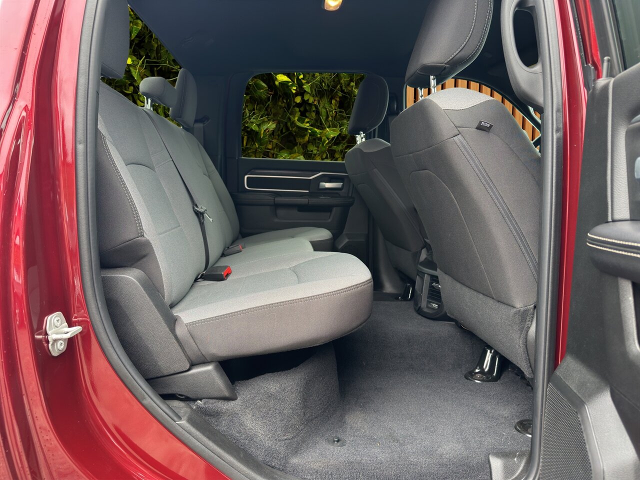 2024 RAM 2500 Big Horn Factory Lift with Custom Brand Wheels and Tires, 4k miles, Superb truck! - Photo 6 - Post Falls, ID 83854