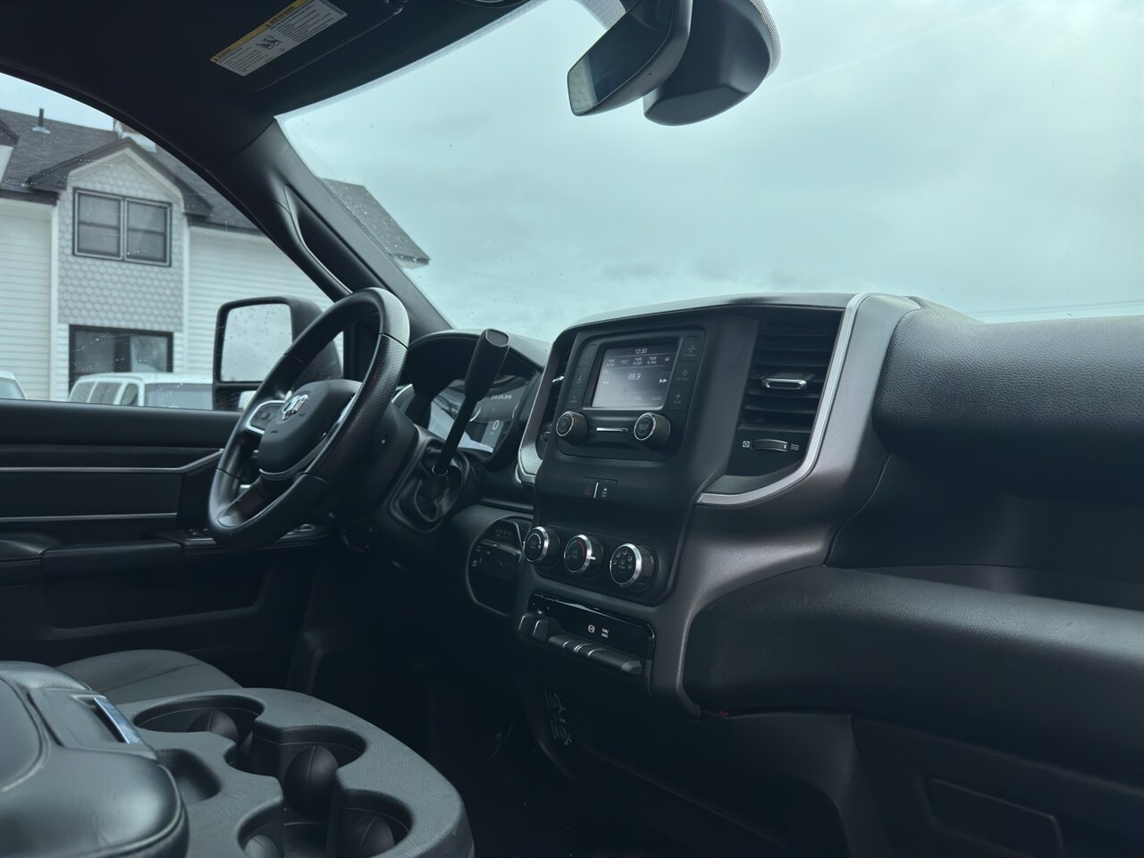 2024 RAM 2500 Big Horn Factory Lift with Custom Brand Wheels and Tires, 4k miles, Superb truck! - Photo 9 - Post Falls, ID 83854