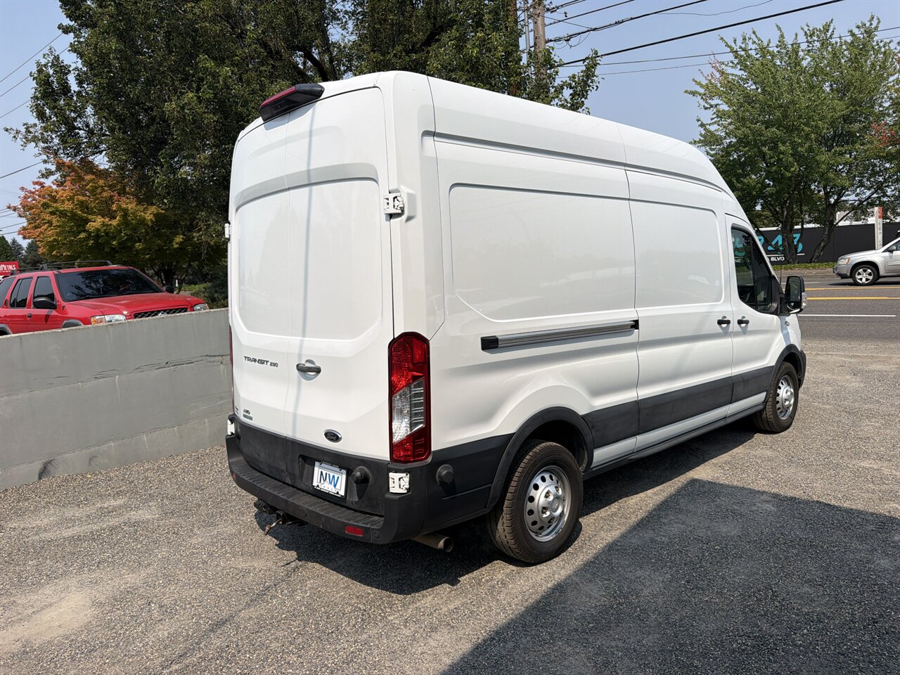 2024 Ford Transit 250 High roof AWD new tires Leather - Photo 3 - Post Falls, ID 83854