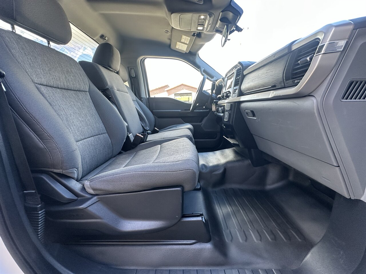2021 Ford F-150 XL. 4X4. 87k miles. 8 Foot Bed. V8 5.0. Clean Title, Amazing Truck! - Photo 9 - Post Falls, ID 83854
