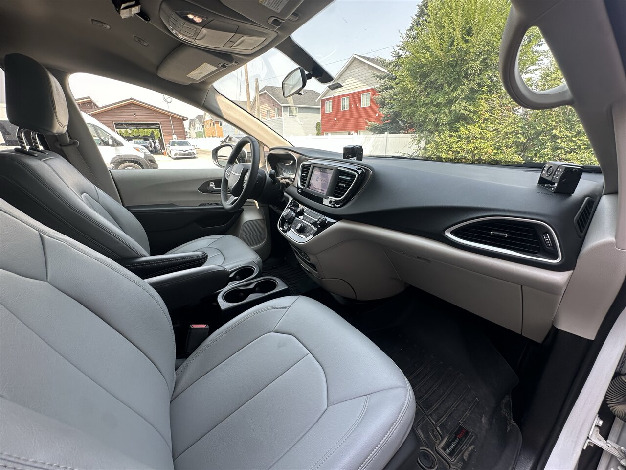 2022 Chrysler Voyager LX. Handicap Van with Wheel Chair Included! - Photo 8 - Post Falls, ID 83854