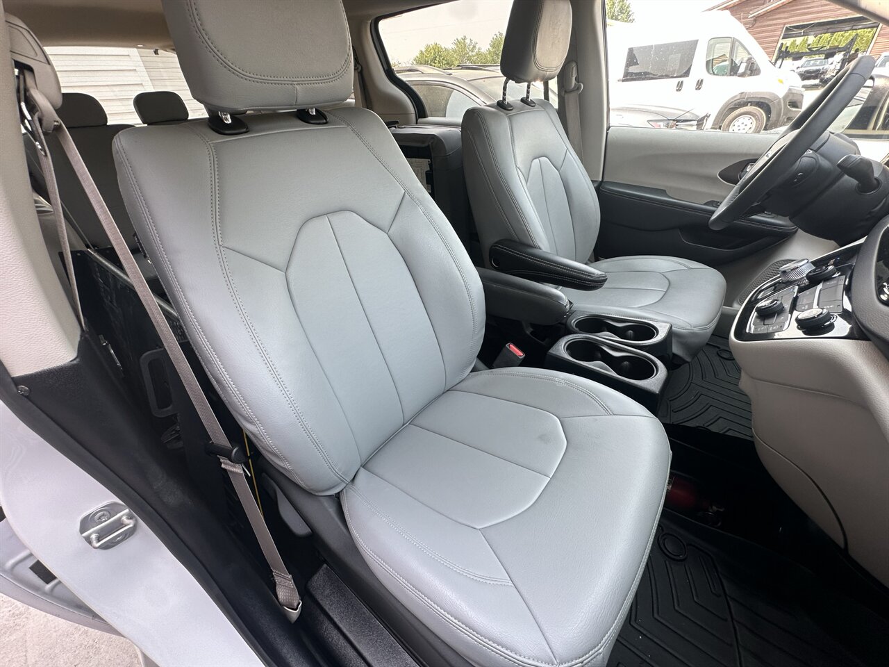 2022 Chrysler Voyager LX. Handicap Van with Wheel Chair Included! - Photo 9 - Post Falls, ID 83854