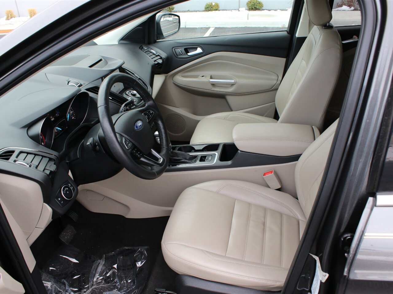 2018 Ford Escape Titanium - Photo 4 - Post Falls, ID 83854