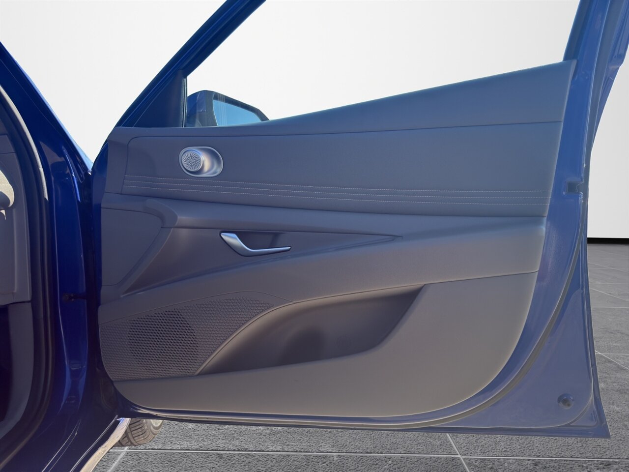 2023 Hyundai ELANTRA SEL Freshly Detailed, Serviced, Financing Available! - Photo 9 - Post Falls, ID 83854