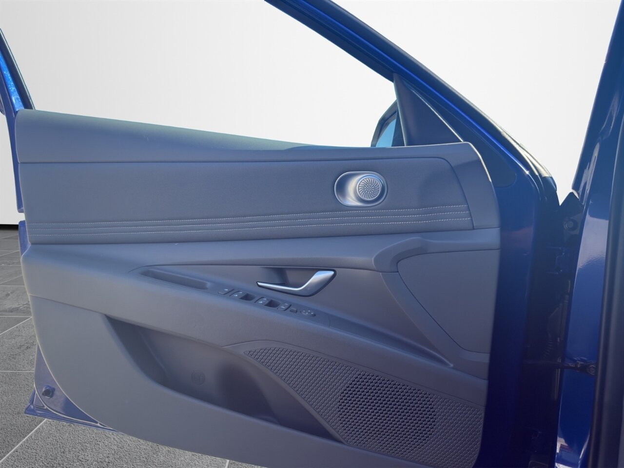 2023 Hyundai ELANTRA SEL Freshly Detailed, Serviced, Financing Available! - Photo 6 - Post Falls, ID 83854