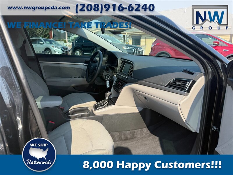 2017 Hyundai ELANTRA SE  SEDAN 4 DR 2.0L, Clean Title! - Photo 17 - Post Falls, ID 83854