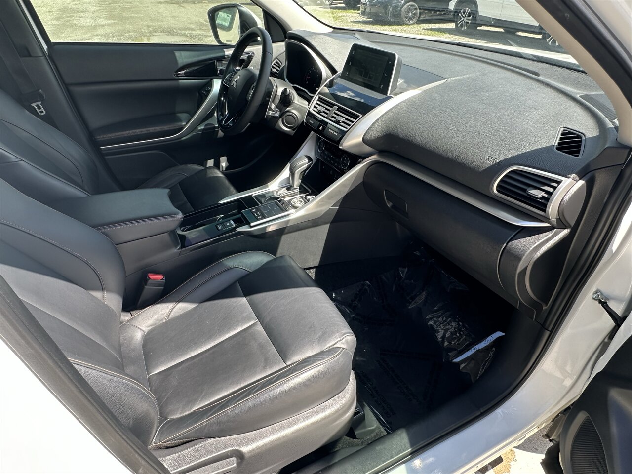 2019 Mitsubishi Eclipse Cross SEL. Fully Loaded! Heated Steering Wheel, Heated Front and Rear Seats, Sunroof! - Photo 7 - Post Falls, ID 83854