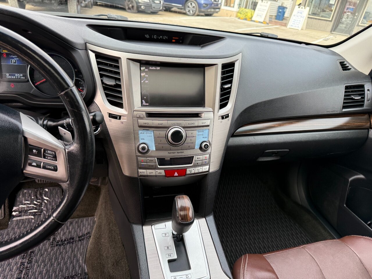 2014 Subaru Outback 2.5i Limited Special Appearance Package! Only 83k miles! - Photo 9 - Post Falls, ID 83854