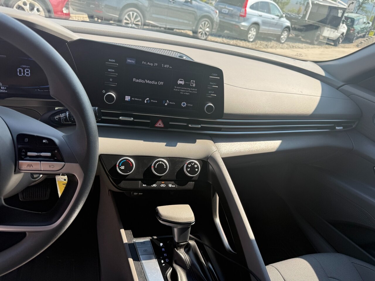 2024 Hyundai ELANTRA SE.  4k miles, Alloy Wheels, Nice Car! - Photo 10 - Post Falls, ID 83854